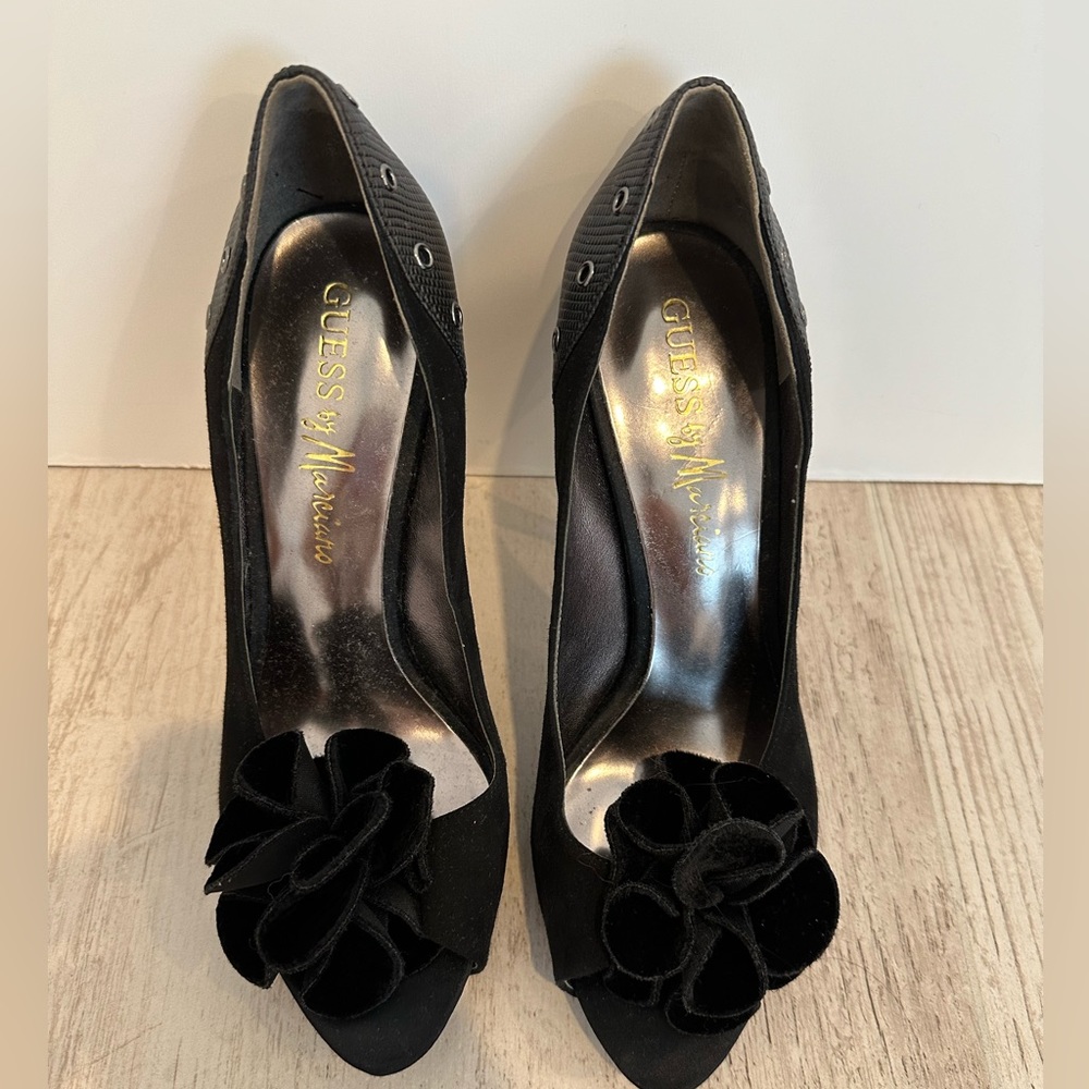 Guess by Marciano | Leather & Velvet | Flower | Heels | Size 8.5